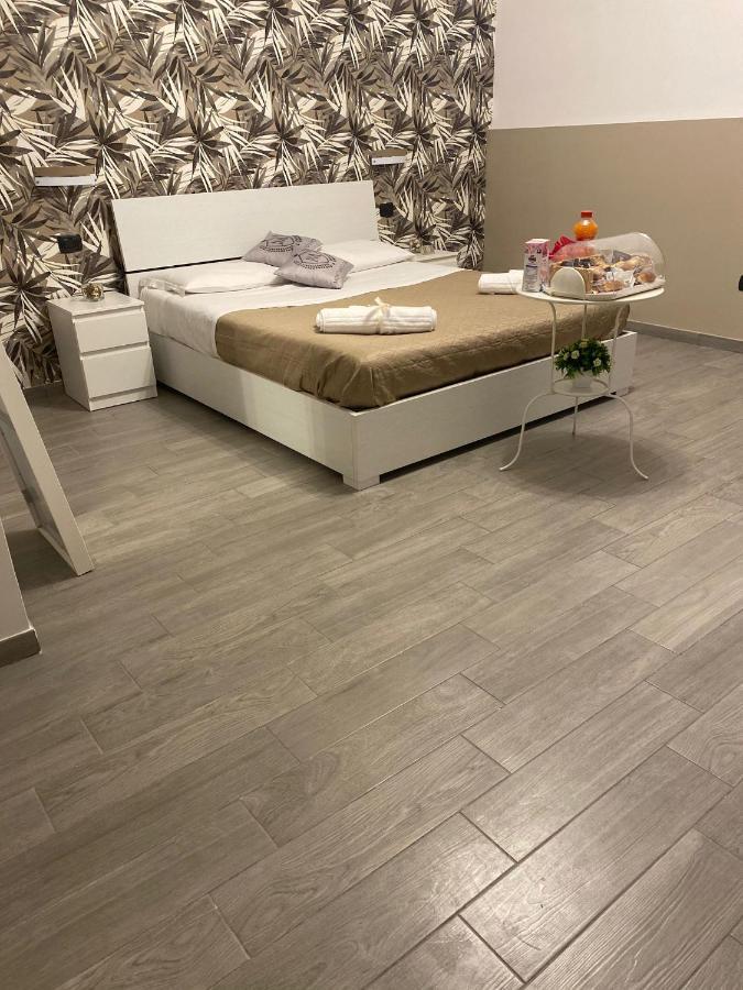 Montesantogroup Amalfi Room Napoli Bagian luar foto